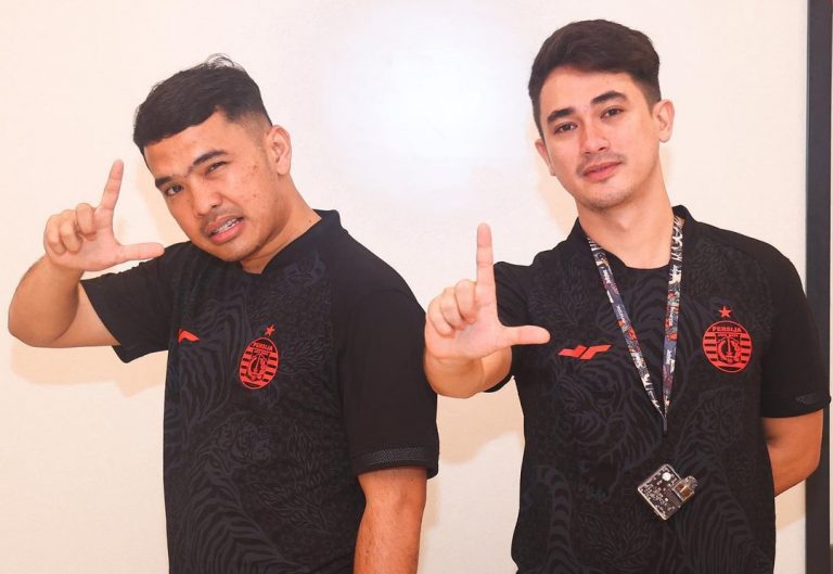 Putra Siregar dan artis Rico Valentino