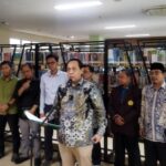 rektor-universitas-sultan-ageng-tirtayasa-untirta-fatah-sulaiman-bicara-menggunakan-mic-arisdetikcom_169