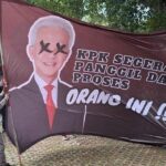 Demo-dugaan-gratifikasi-Ganjar-Pranowo-ke-KPK