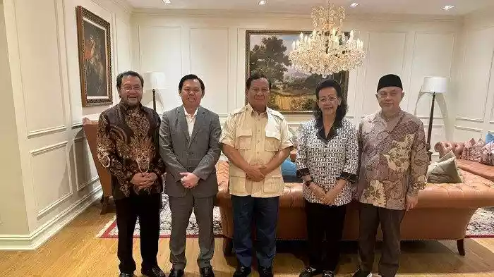 Sultan-Bachtiar-Najamudin-mengunjungi-Presiden-terpilih-Prabowo-Subianto
