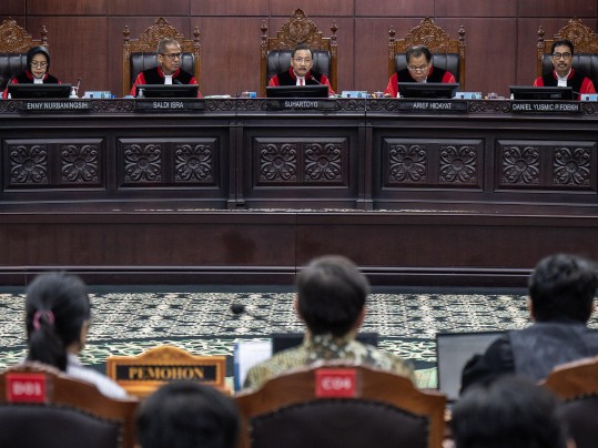 062821100-1750680472-830-556