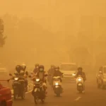 151016084948_kabut_asap_palangkaraya_2_624x415_evellafm.jpg